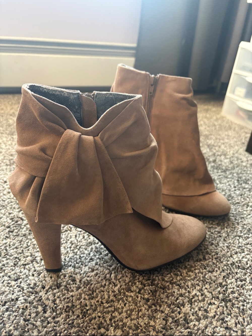 Aldo Taupe Bow Suede Ankle Booties